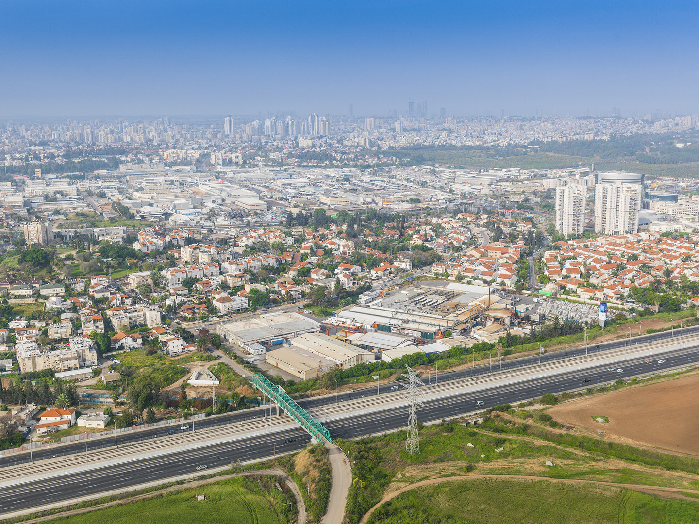 Offis Compound: A strategic value-add development transforming the industrial site into a green and attractive neighborhood, located near Highway 1 and Ariel Sharon Park | Reality the Leading Group of Real Estate Investment Funds in Israel